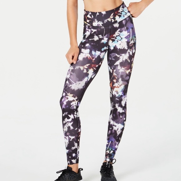 EUC Nike Dri fit full length leggings size XS - Picture 1 of 8